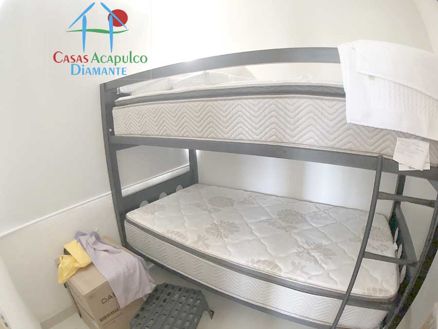 Delta 8 - Cuarto de servicio 1 Delta 8 - Cuarto de servicio 1